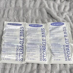 Lansinoh White Breastmilk Storage Bags with Purple Text - Pack of 3